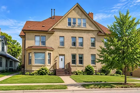 721 Ferry #723, La Crosse, WI 54601