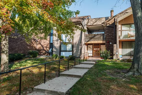 8631 N Servite #116, Milwaukee, WI 53223