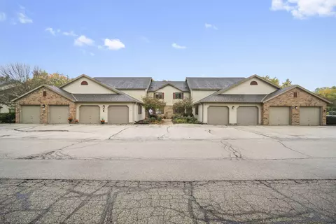 w191s7865 Overlook Bay, Muskego, WI 53150