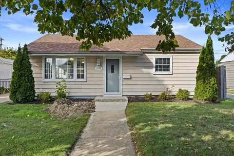 7842 31st, Kenosha, WI 53142