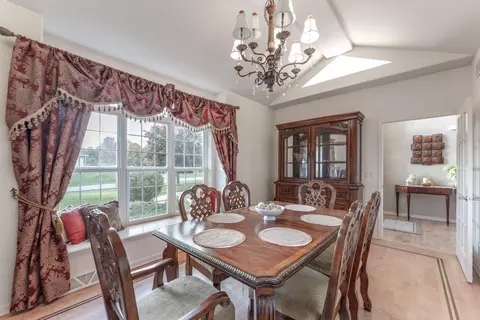 Dining - 756 Tallgrass, Colgate, WI 53017 photo 3 of 3