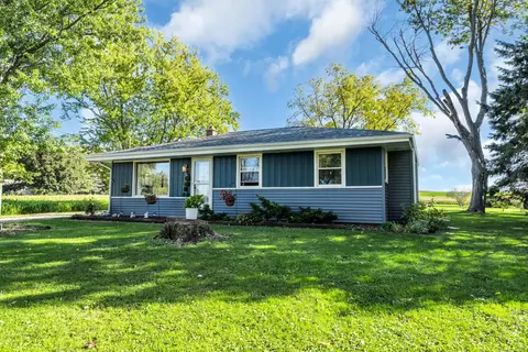 15401 Spring, Yorkville, WI 53182