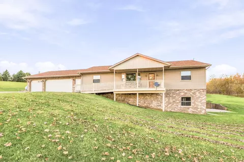 w2548 Nevada Heights Road, Hubbard, WI 53035