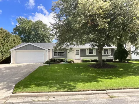 w173n8464 Westbridge, Menomonee Falls, WI 53051