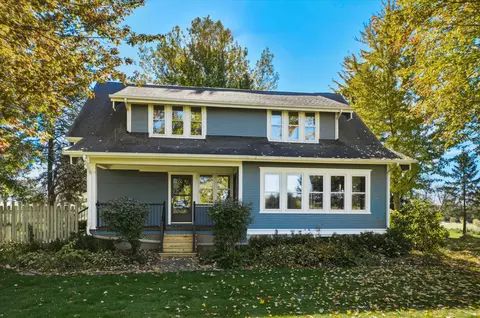9731 W Highland, Mequon, WI 53097