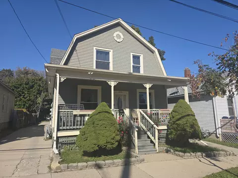 1214 Hamilton, Racine, WI 53404