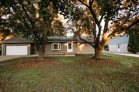3704 S 56th, Greenfield, WI 53220