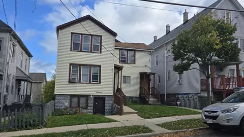 1854 N Humboldt #1856, Milwaukee, WI 53202