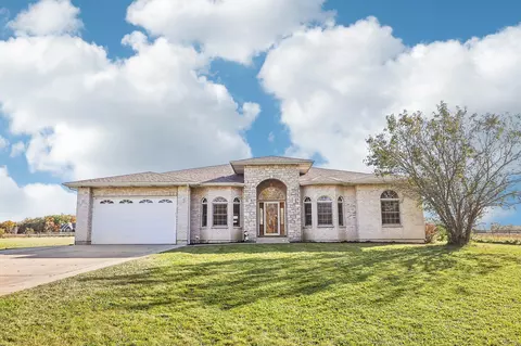29355 106th, Trevor, WI 53179