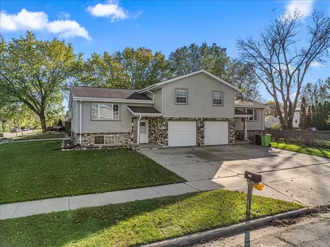 733 E Loos #735, Hartford, WI 53027