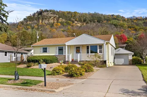 1715 31st, La Crosse, WI 54601