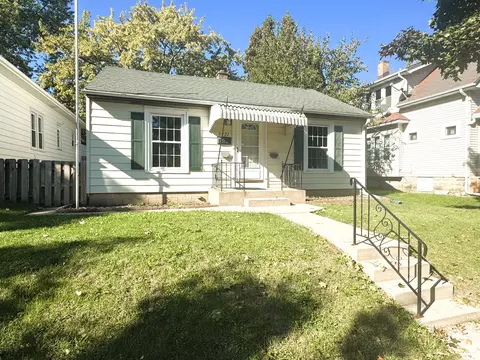 2227 S 63rd, West Allis, WI 53219