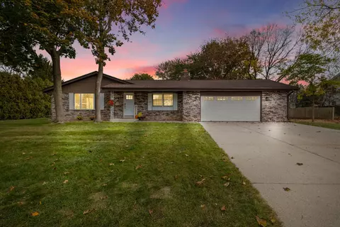 9520 N 45th, Brown Deer, WI 53223