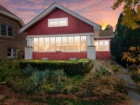 2942 S Lenox, Milwaukee, WI 53207