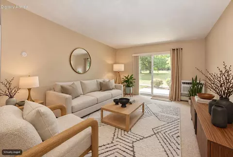 3935 S 84th #4, Greenfield, WI 53228