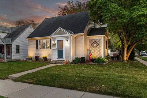8543 W Cleveland, West Allis, WI 53227