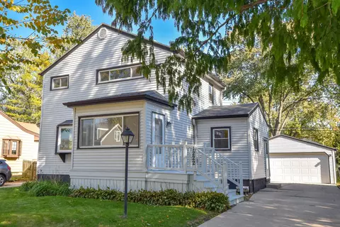1222 S 118th, West Allis, WI 53214