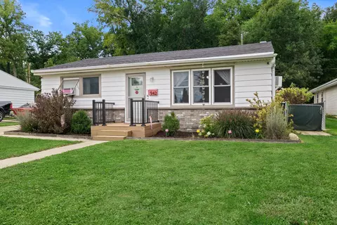 942 Carey, Lake Geneva, WI 53147