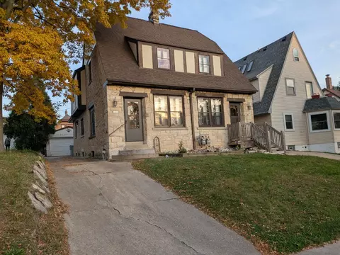 2420 N 60th #2422, Milwaukee, WI 53210