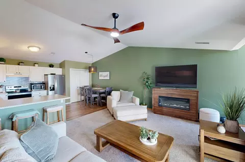 1600 Commonwealth #1, Fort Atkinson, WI 53538