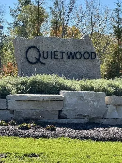 n51w18938 Quietwood #LT 8, Menomonee Falls, WI 53051