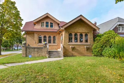 2903 N 46th, Milwaukee, WI 53210