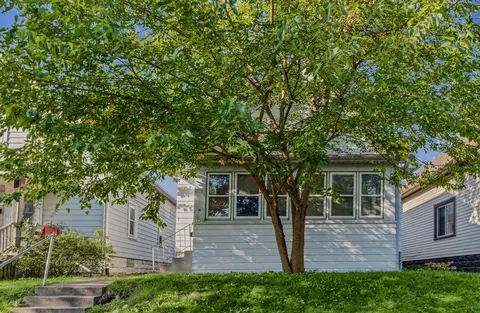 1735 S 65th, West Allis, WI 53214