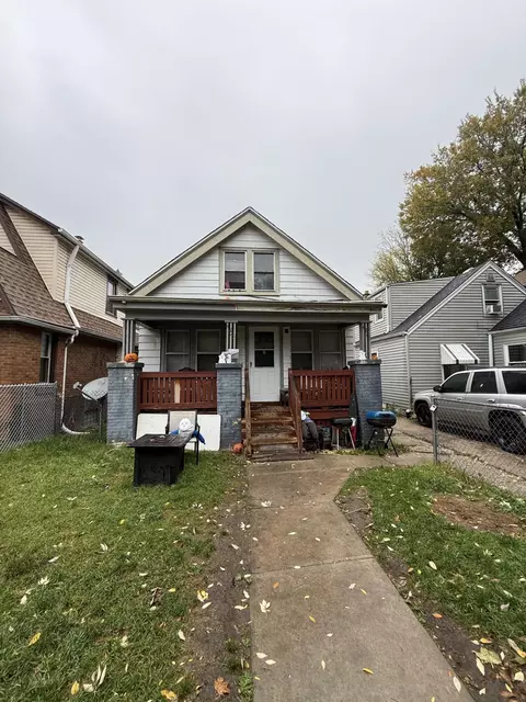 4228 W Bonny, Milwaukee, WI 53216