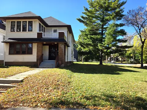2773 N 44th, Milwaukee, WI 53210