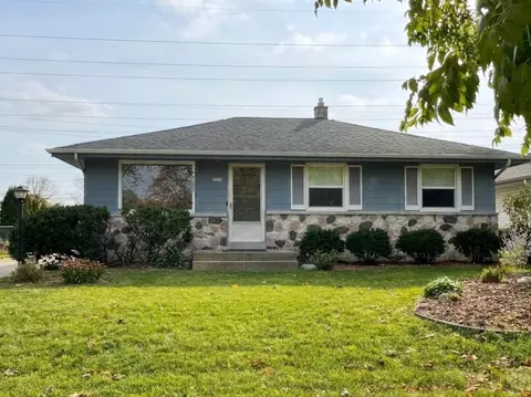 8225 W Waterford, Greenfield, WI 53220