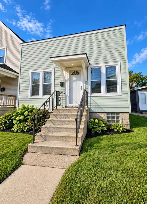 4606 Sheridan, Kenosha, WI 53140
