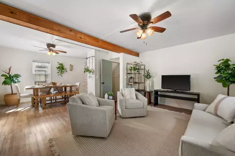 153 W Roberta, Waukesha, WI 53186