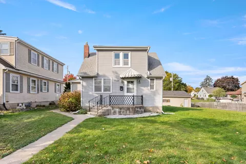 3703 S 33rd, Greenfield, WI 53221
