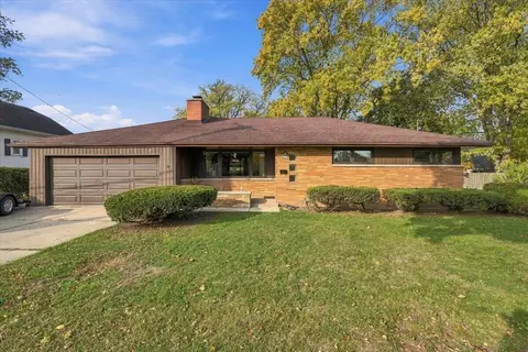 4015 S 76th, Milwaukee, WI 53220
