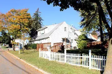 6828 W Dickinson #6830, Milwaukee, WI 53214