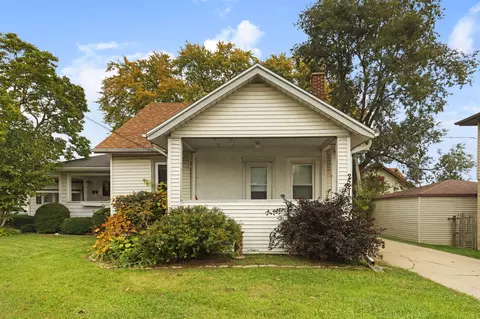 2521 Taylor, Racine, WI 53403