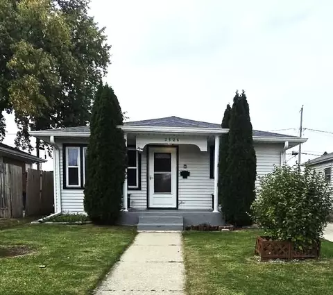 2526 Maple Grv, Racine, WI 53404