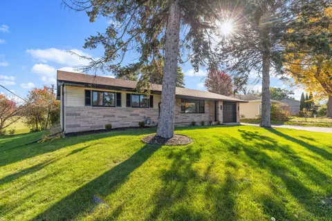 1858 East, Troy, WI 53120
