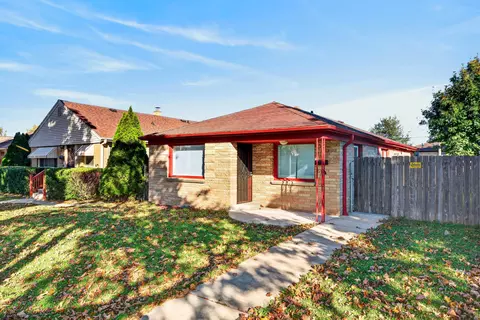 4110 N 61st, Milwaukee, WI 53216