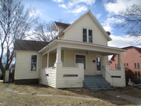 807 1st Ave, Escanaba, MI 49829 photo 1