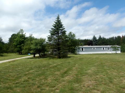 n9475 Baker Lane, Crivitz, WI 54114 photo 1