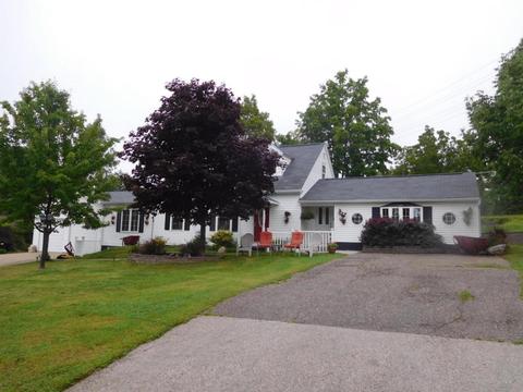 830 E A, Iron Mountain, MI 49801 photo 1
