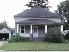 156 Front St, Pulaski, WI 54162 photo 1