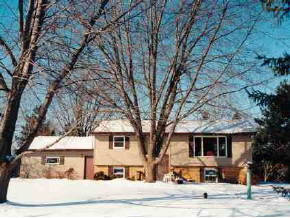 990 Sue Ln, Wrightstown, WI 54180 photo 1
