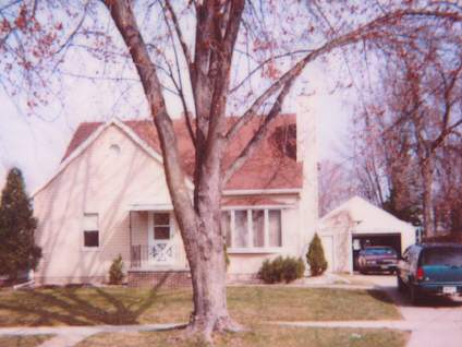 1600 W Spring St, Appleton, WI 54914 photo 1