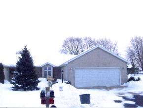 2340 N Cloudview Dr, Appleton, WI 54914 photo 1