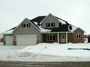 2211 Elmview Dr, Appleton, WI 54915 photo 1
