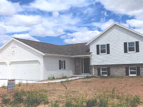 w2388 Greenspire Way, Appleton, WI 54915 photo 1