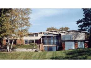 2425 W Prospect Ave, Appleton, WI 54915 photo 1