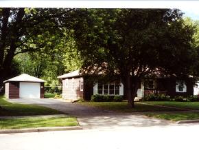 1919 E Melrose Ave, Appleton, WI 54911 photo 1
